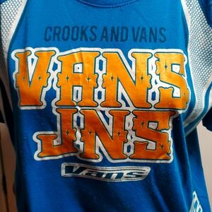 VANS JNS. U.K. TEE